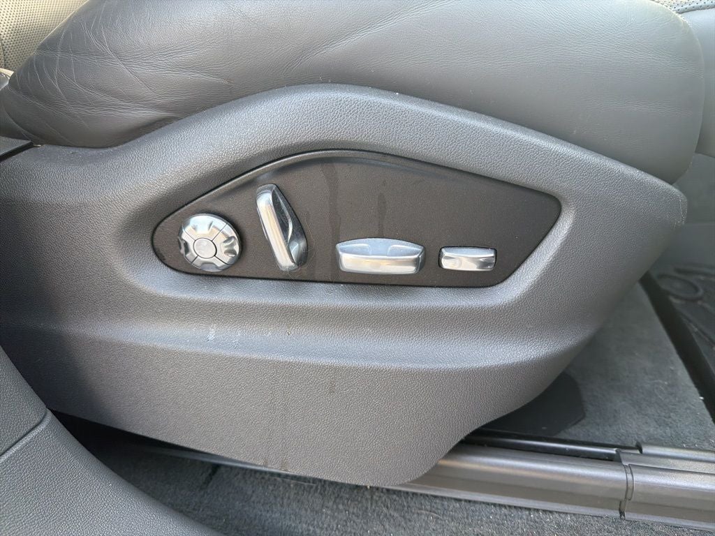 2019 Porsche Cayenne Base - PANORAMIC SUNROOF / MEMORY SEATS