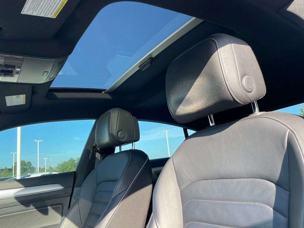 2019 Volkswagen Arteon 2.0T SEL R-Line 4Motion - 1 OWNER / SUNROOF