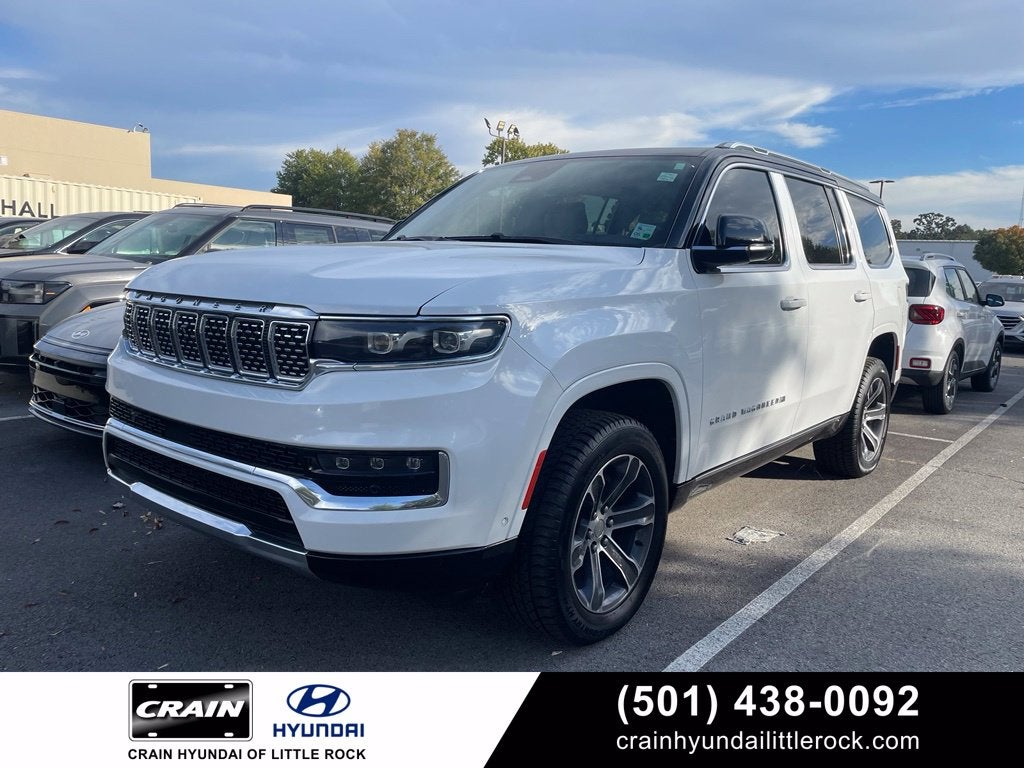 2023 Jeep Grand Wagoneer Base Clean CarFax, One Owner