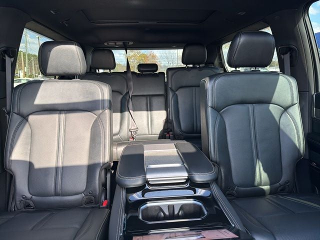 2023 Jeep Grand Wagoneer Base