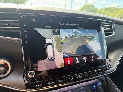 2023 Jeep Grand Wagoneer Series II