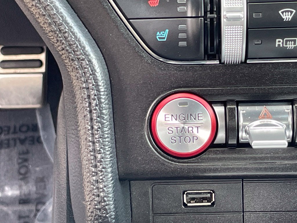 2021 Ford Mustang GT Premium Clean CarFax, Leather