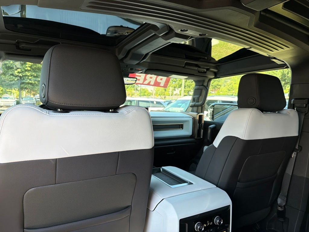 2025 GMC Hummer EV SUV 3X Low Miles, Clean CarFax