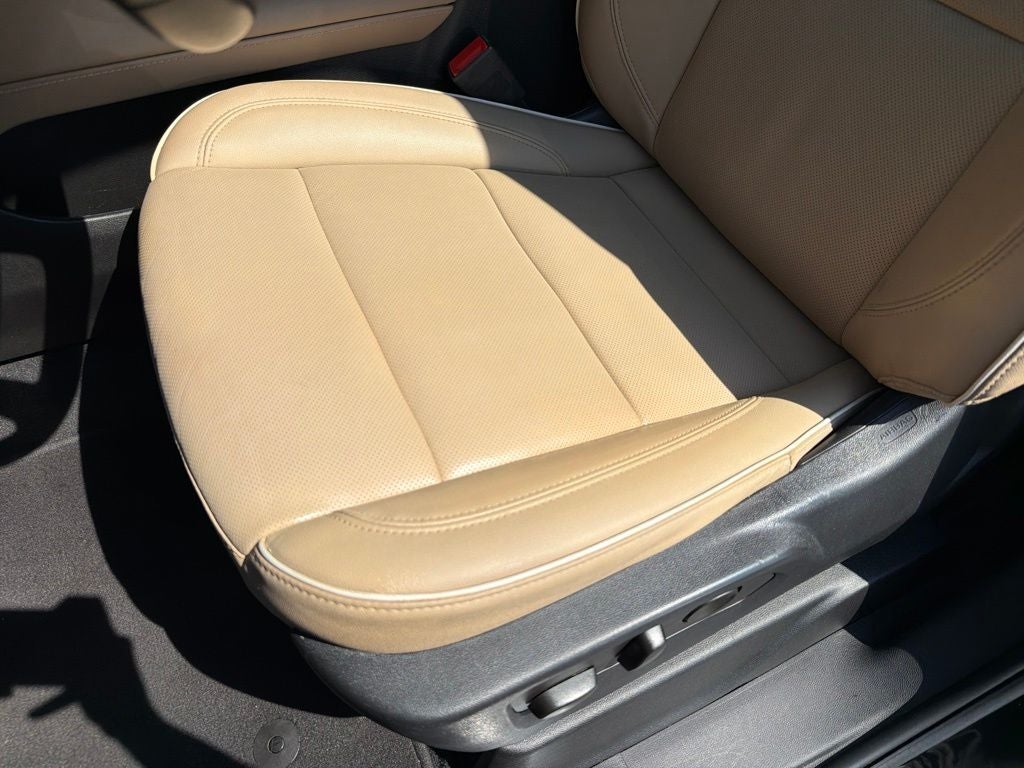 2022 Chevrolet Tahoe Premier Pano Roof, CLEAN CARFAX 1-OWNER