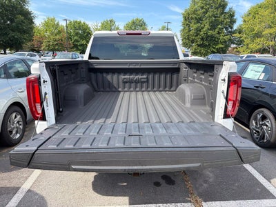 2023 GMC Sierra 1500 SLT Clean CarFax, One Owner, Leather