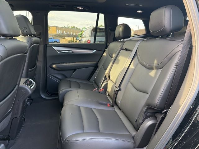 2023 Cadillac XT6 Luxury