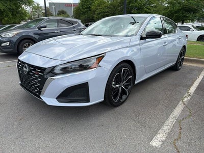 2025 Nissan Altima 2.5 SR