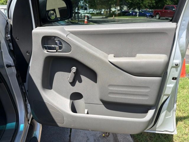 2015 Nissan Frontier S