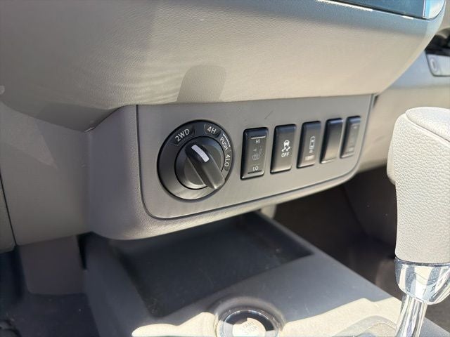 2020 Nissan Frontier SV