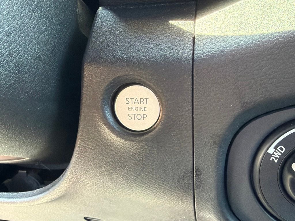 2022 Nissan Frontier SV Convenience Pkg, Technology Pkg