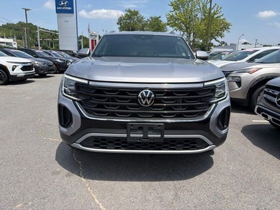 2025 Volkswagen Atlas Cross Sport 2.0T SE w/Technology