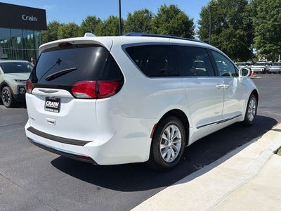 2019 Chrysler Pacifica Touring L