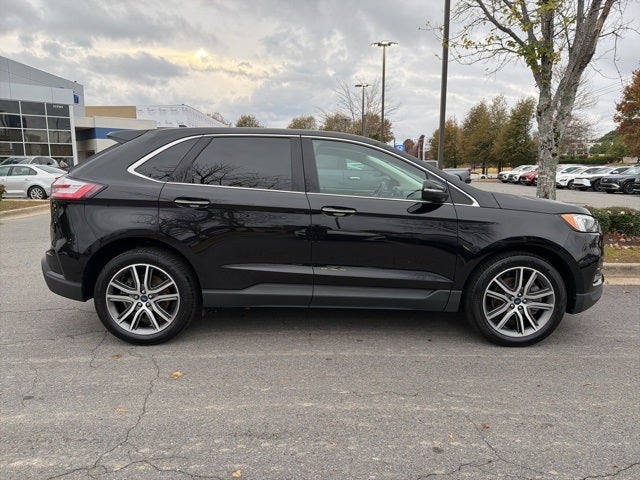 2022 Ford Edge Titanium