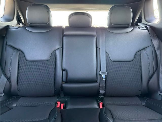 2025 Jeep Compass Latitude CLEAN CARFAX 1-OWNER