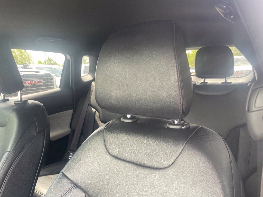 2024 Jeep Compass Latitude Clean CarFax, One Owner