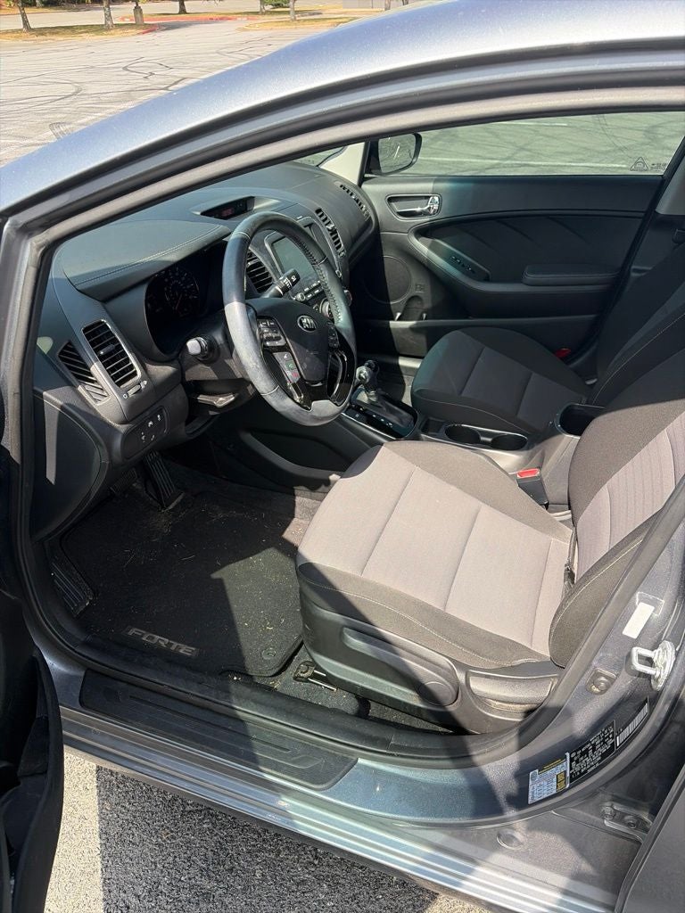2017 Kia Forte S CLEAN CARFAX 1-OWNER