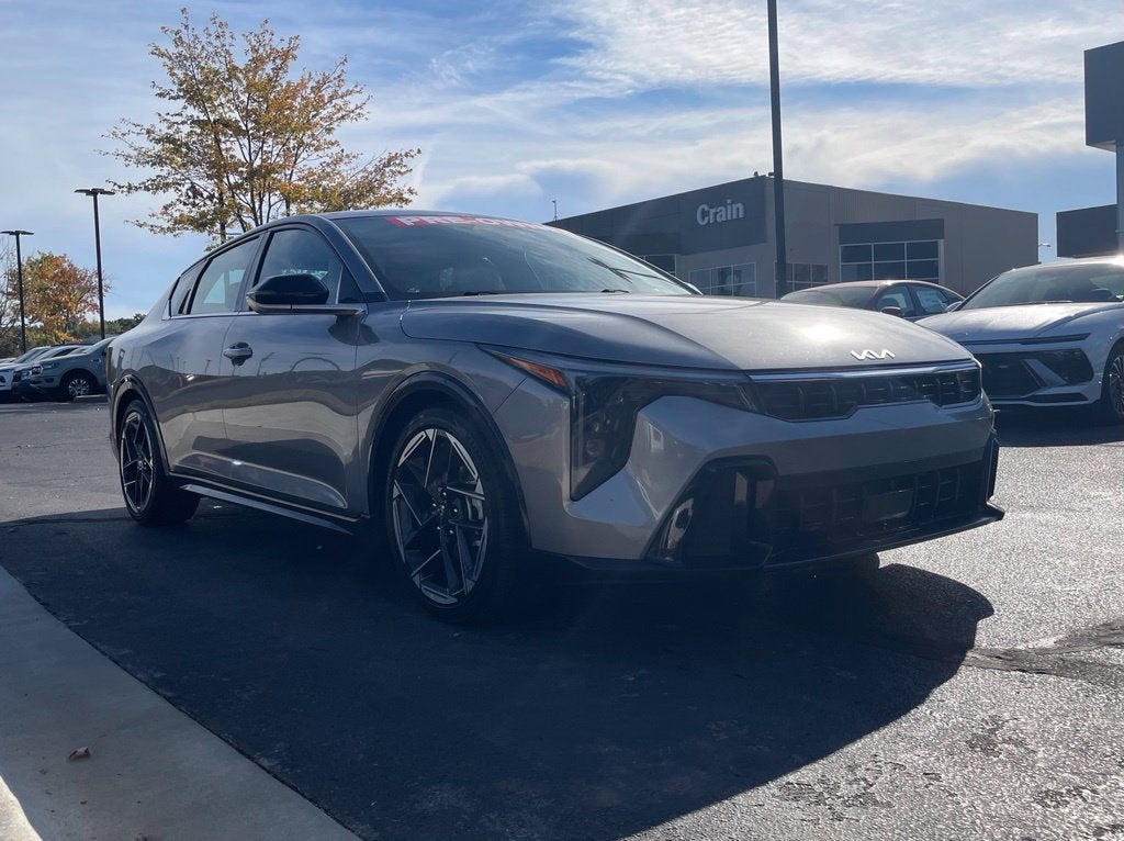 2025 Kia K4 GT-Line Pano Roof, One Owner