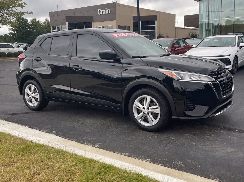 2021 Nissan Kicks S CarFax One Owner