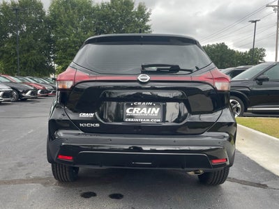 2021 Nissan Kicks S CarFax One Owner