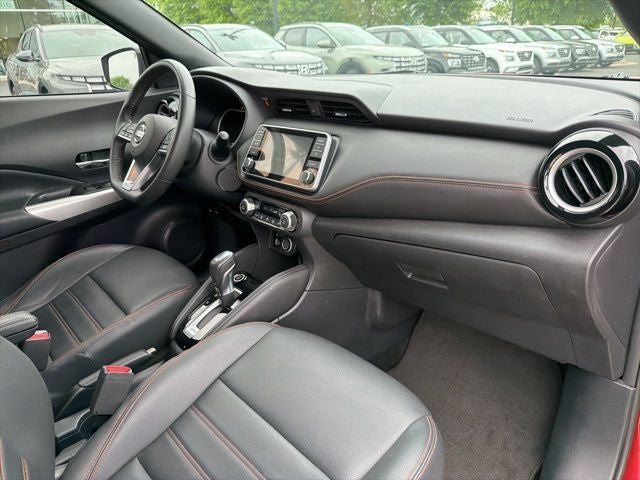 2019 Nissan Kicks SR