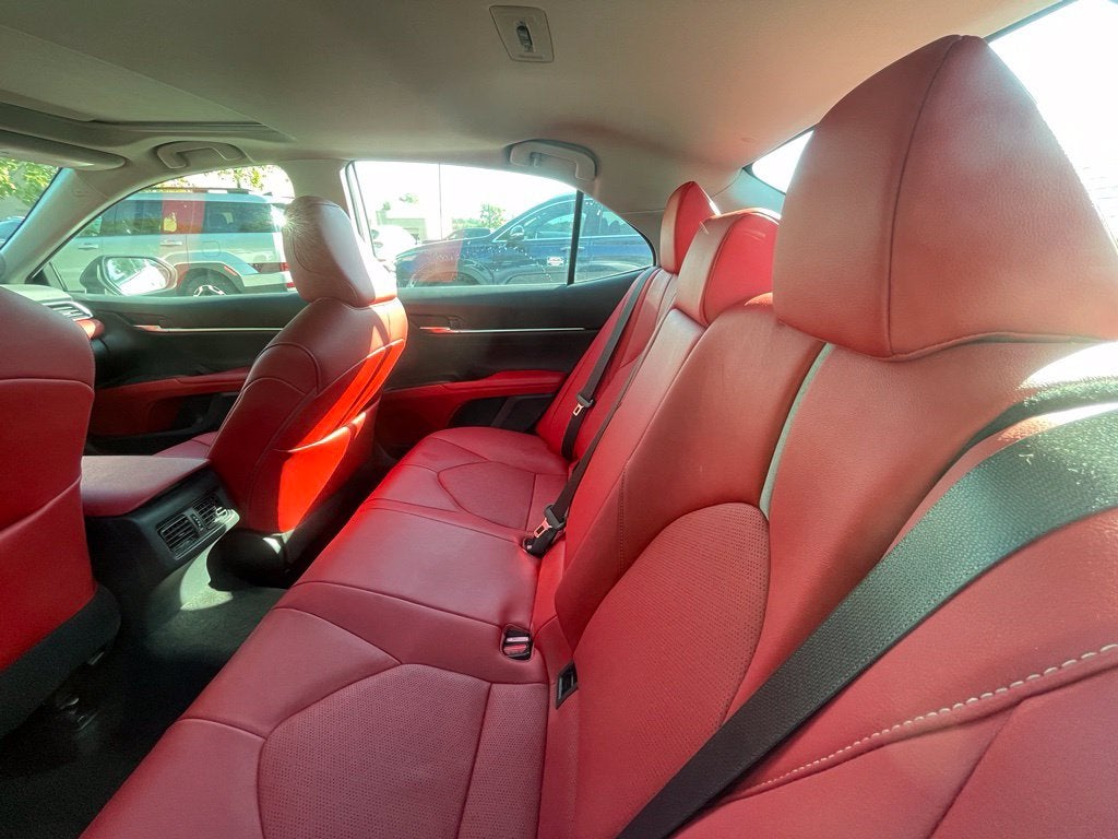 2021 Toyota Camry Hybrid XSE Pano Roof, Leather