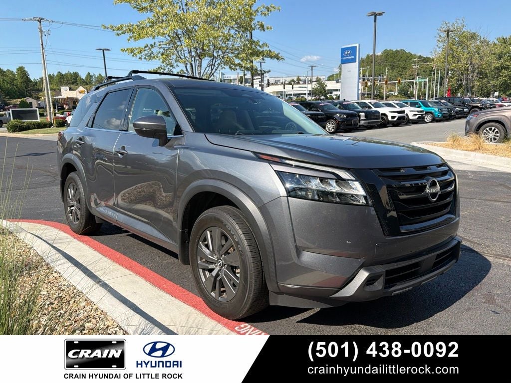 2022 Nissan Pathfinder SV 4WD, Clean CarFax, CarFax One Owner