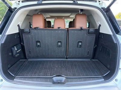 2024 Nissan Pathfinder Platinum CLEAN CARFAX