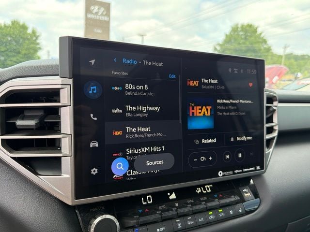 2024 Toyota Tundra Hybrid Limited CLEAN CARFAX 1-OWNER