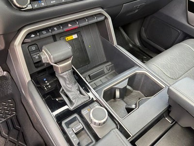 2024 Toyota Tundra Hybrid Limited CLEAN CARFAX 1-OWNER