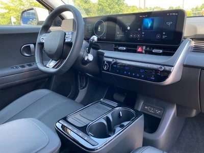 2025 Hyundai IONIQ 5 SEL