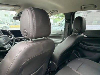 2024 Buick Encore GX Preferred CARFAX 1-OWNER