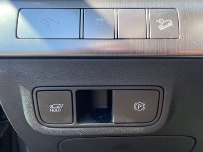 2024 Hyundai Kona Limited Moonroof, Leather, One Owner, Clean CarFax