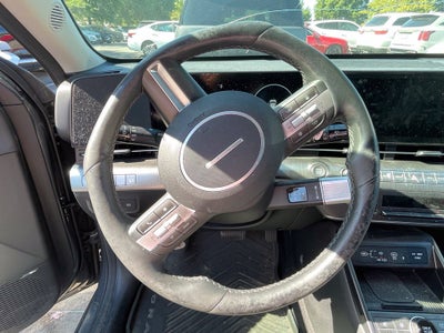 2024 Hyundai Kona Limited Moonroof, Leather, One Owner, Clean CarFax