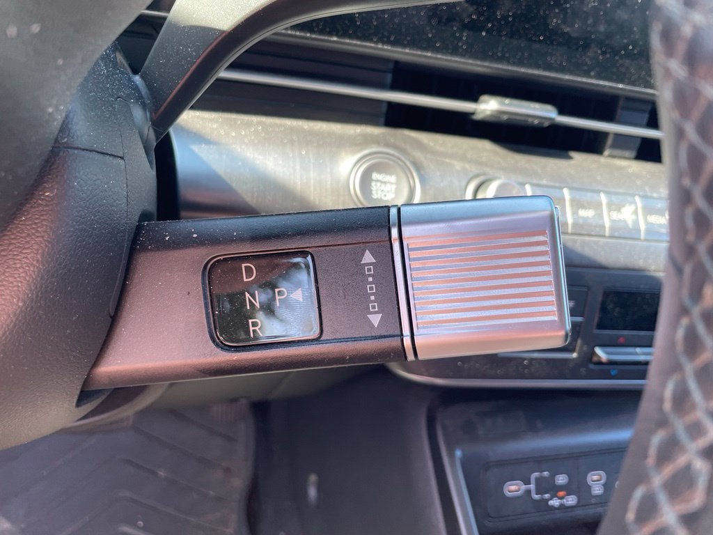 2024 Hyundai Kona Limited Moonroof, Leather, One Owner, Clean CarFax