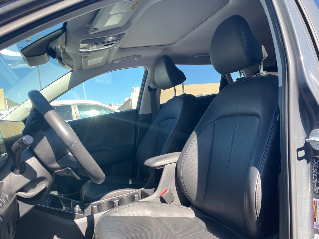 2024 Hyundai Kona Limited Moonroof, Leather, One Owner, Clean CarFax