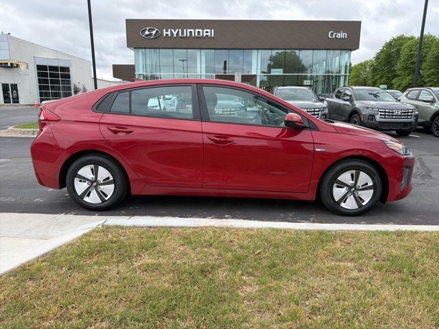 2020 Hyundai Ioniq Hybrid Blue