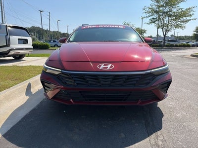 2025 Hyundai Elantra SE