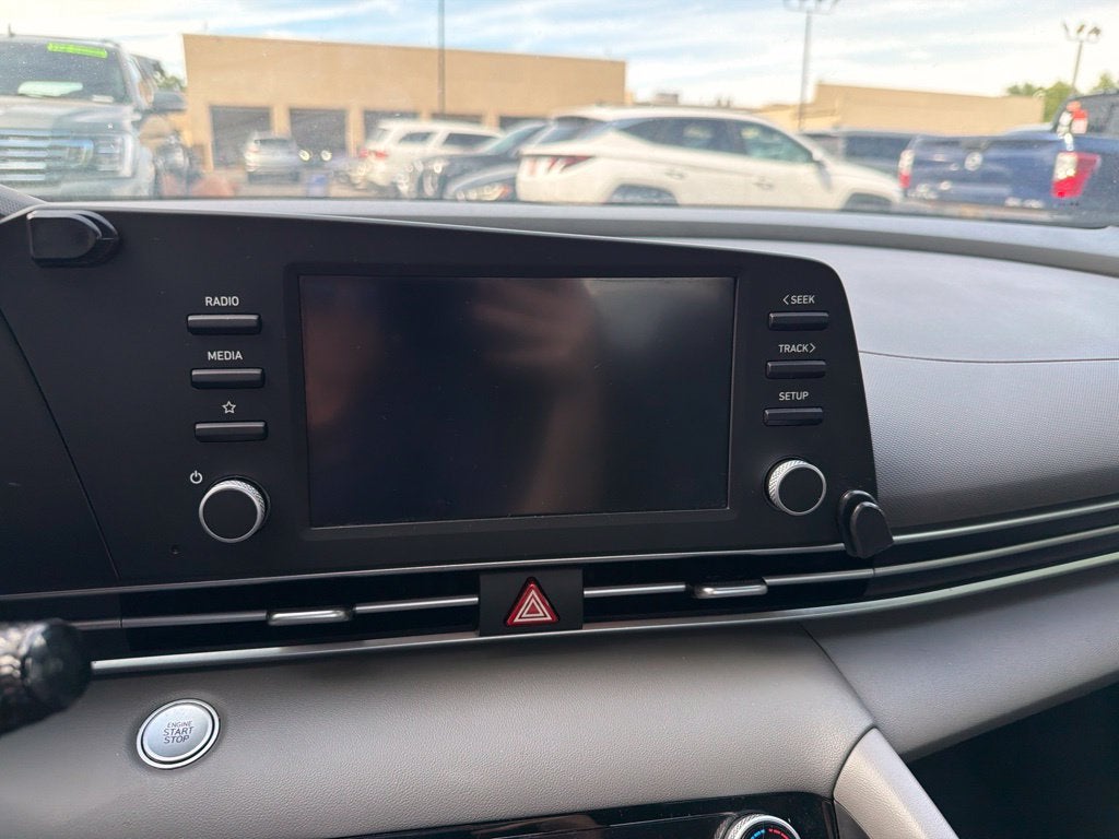 2025 Hyundai Elantra SEL Sport One Owner, Clean CarFax