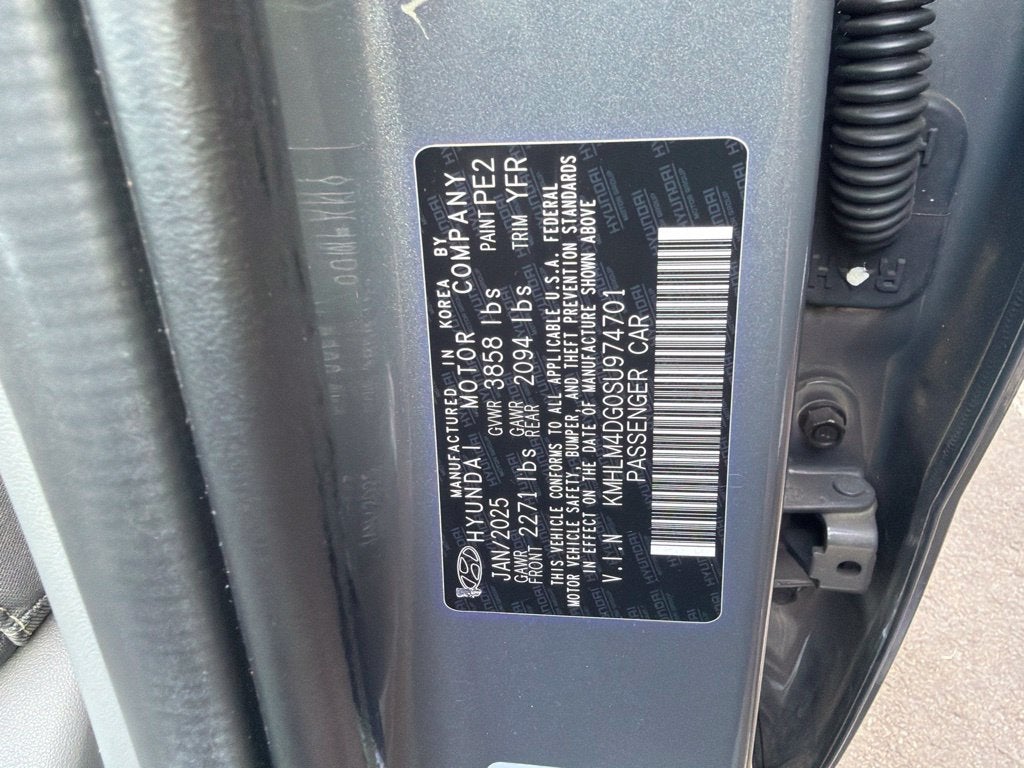 2025 Hyundai Elantra SEL Sport One Owner, Clean CarFax