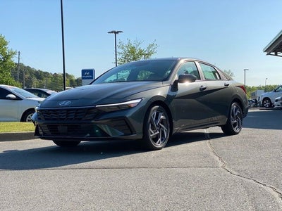 2025 Hyundai Elantra Hybrid Limited