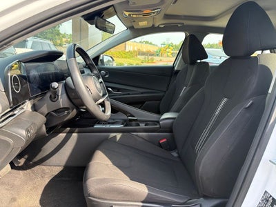 2025 Hyundai Elantra SEL Convenience CARFAX 1-Owner