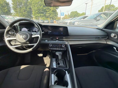 2025 Hyundai Elantra SEL Convenience CARFAX 1-Owner