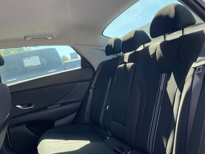 2025 Hyundai Elantra SEL Convenience Moonroof, Clean CarFax, One Owner