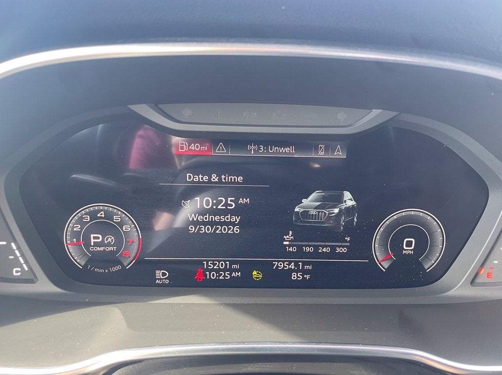 2024 Audi Q3 Premium Plus, One Owner, Navi, Leather, Moonroof S Line quattro
