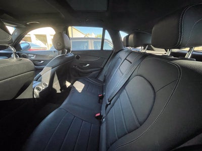 2020 Mercedes-Benz GLC GLC 300 Pano Roof, Leather, Low Miles, One Owner