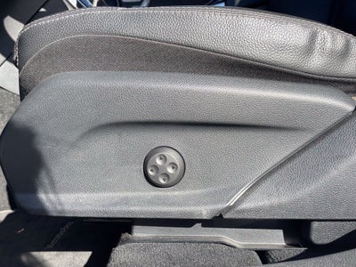 2020 Mercedes-Benz GLC GLC 300 Pano Roof, Leather, Low Miles, One Owner