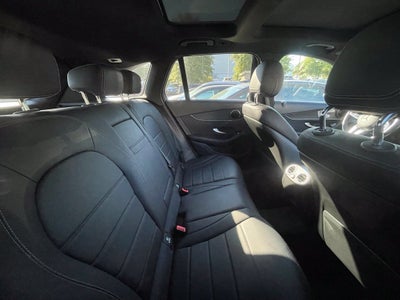 2020 Mercedes-Benz GLC GLC 300 Pano Roof, Leather, Low Miles, One Owner