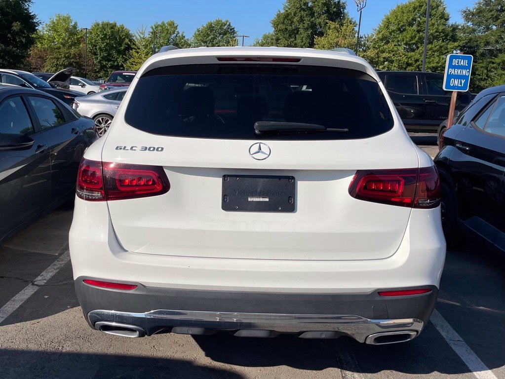 2020 Mercedes-Benz GLC GLC 300 Pano Roof, Leather, Low Miles, One Owner
