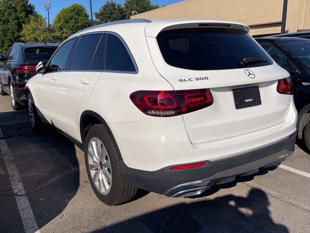 2020 Mercedes-Benz GLC GLC 300 Pano Roof, Leather, Low Miles, One Owner