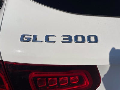 2020 Mercedes-Benz GLC GLC 300 Pano Roof, Leather, Low Miles, One Owner